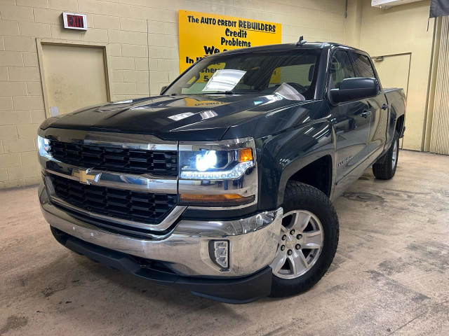 2017 Chevrolet Silverado 1500 LT in Cars & Trucks in Windsor Region