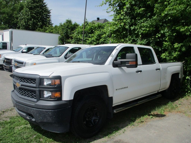 2015 Chevrolet Silverado 1500 ls crewcab 4x4 financement in Cars & Trucks in Laval / North Shore