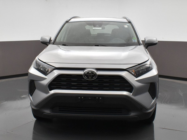 2020 Toyota RAV4 LE AWD - LOCAL ONE-OWNER TRADE-IN, DEALER MAINT in Cars & Trucks in City of Halifax - Image 2