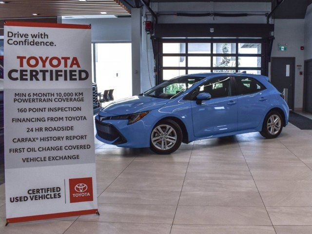 2022 Toyota Corolla Hatchback SE in Cars & Trucks in Calgary