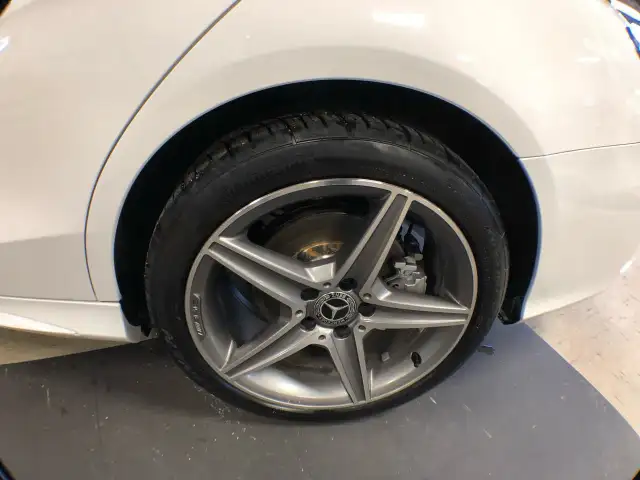 2018 Mercedes-Benz C-Class C 300 AMG 4MATIC LEATHER PAN/ROOF NAV dans Autos et camions dans Ville de Toronto - Image 32