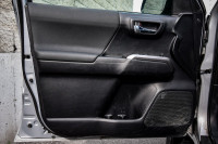 Low Mileage, Heated Seats, Apple CarPlay, Android Auto, Adaptive Cruise Control, EZ Tailgate! 6 LOCA... (image 8)