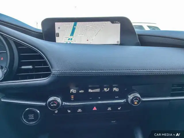 2021 Mazda Mazda3 GT | NAV | Heated Seats & Wheel dans Autos et camions dans Ville d’Edmonton - Image 23