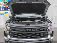 This Chevrolet Silverado 1500 has a dependable Turbocharged Diesel I6 3.0L/ engine powering this Aut... (image 6)