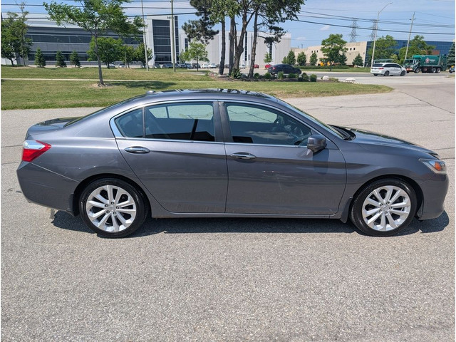 2013 Honda Accord Sedan 4 Cyl Touring Leather Navigation Sunroof in Cars & Trucks in Mississauga / Peel Region - Image 4