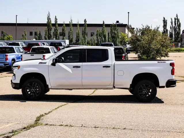 2025 Chevrolet Silverado 1500 LT Trail Boss in Cars & Trucks in Strathcona County - Image 11