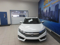 HONDA CIVIC 2016 TOURING ÉDITION TURBO GPS NAVIGATION / CRUISE CONTROL ADAPTATIF + CONTROL DE CHANGE... (image 3)