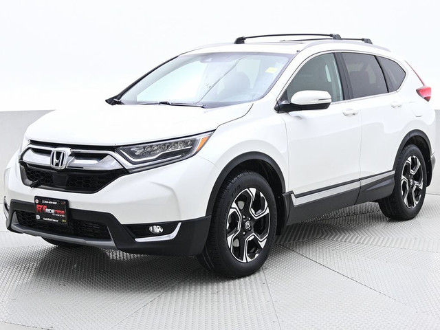 2017 Honda CR-V Touring AWD - Leather, Pano Roof, Navigation in Cars & Trucks in Winnipeg - Image 3