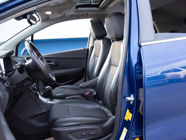 2016 Chevrolet Trax LT in Cars & Trucks in Calgary - Image 2