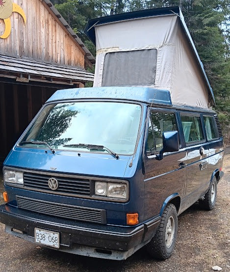 1991 Volkswagen Bus / Vanagon in Cars & Trucks in Nelson