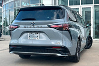 FINANCE OR LEASE PURCHASE PRICE: $64000 + HST + Finance/Lease Fee + Licensing CASH PRICE: $66000 + H... (image 5)
