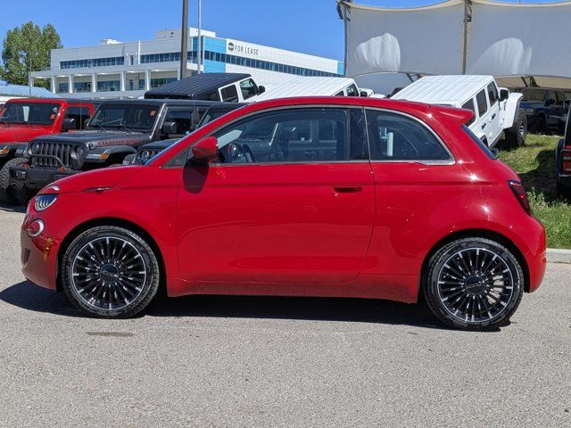 2024 FIAT 500e (RED) Edition - LED Headlamps - Regenerative in Cars & Trucks in Calgary - Image 4