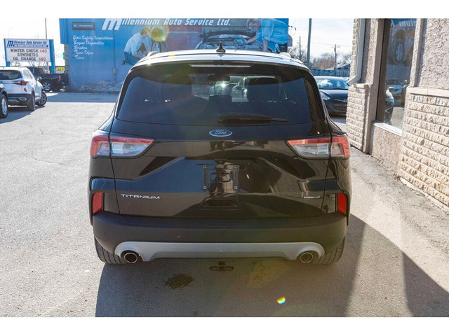  2020 Ford Escape Titanium Hybrid AWD, PANORAMIC SUNROOF, LEATHE in Cars & Trucks in Winnipeg - Image 4