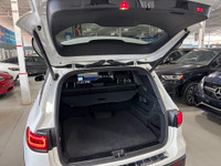 **SPRING SPECIAL!** FULLY ELECTRIC, FEATURING : AMG PACKAGE, HEADS UP DISPLAY, MULTICOLOUR AMBIENT L... (image 9)