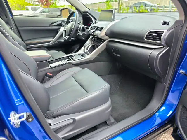 Mitsubishi Eclipse Cross GT 2018 in Cars & Trucks in Laval / North Shore - Image 20