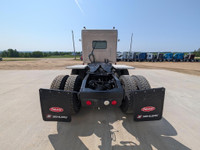 LOW KMS LOW HRS 2006 Peterbilt 379 Pre Emission Heavy Spec KMS: 388,750 ECM Laptop Verified HRS: 11,... (image 7)