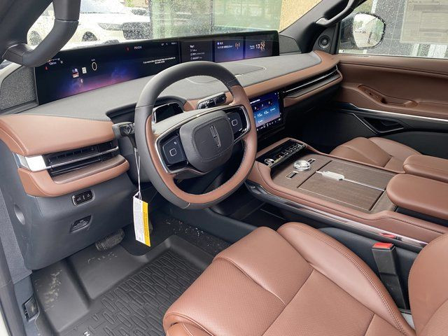 2025 Lincoln Navigator L Reserve in Cars & Trucks in Edmonton - Image 4