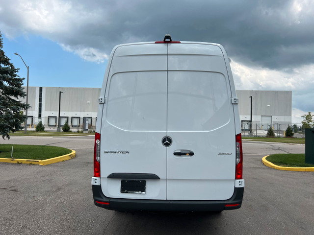 2023 Mercedes-Benz Sprinter Van Mercedes Sprinter 2500 - CARGO - in Cars & Trucks in Oakville / Halton Region - Image 4