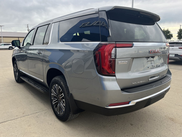 2025 GMC Yukon XL Elevation 4WD in Cars & Trucks in Regina - Image 4