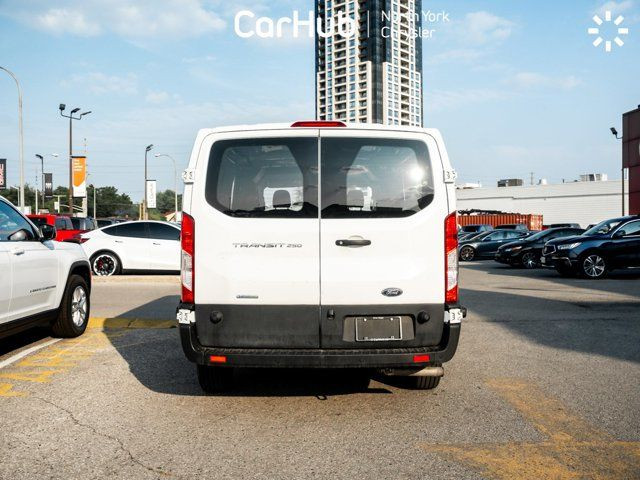 2022 Ford Transit Cargo Van T-250 130 Low Rf RWD Backup Camera in Cars & Trucks in City of Toronto - Image 3