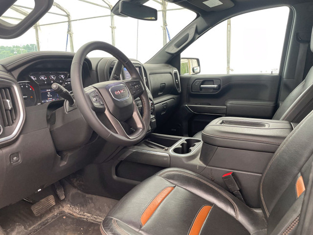 2022 GMC Sierra 1500 AT4 CREW 4X4 V8 6.2L *TOIT* NAV CUIR SIÈGES in Cars & Trucks in Laurentides - Image 4