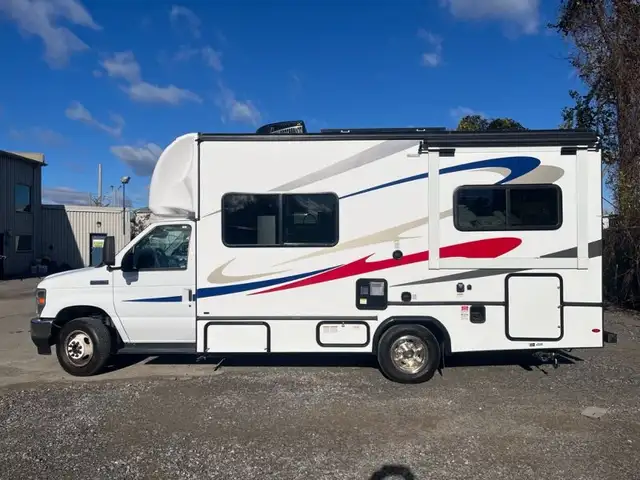 2023 Forester 2251 CD in RVs & Motorhomes in Laval / North Shore - Image 8