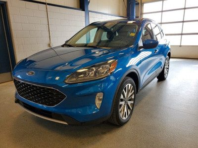  2021 Ford Escape TItanium w/Lane Keeping System & Navigation