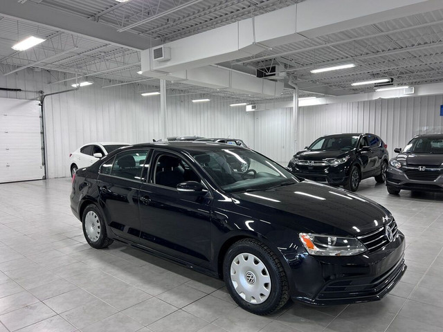  2015 Volkswagen Jetta TRENDLINE+, CAMERA+ BLUETOOTH+ S.CHAUFFAN in Cars & Trucks in Laval / North Shore - Image 3