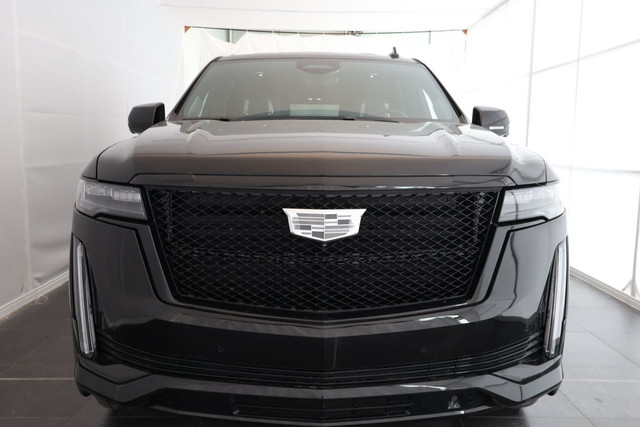 2023 Cadillac Escalade ESV 4WD Sport Platinum in Cars & Trucks in City of Montréal - Image 3