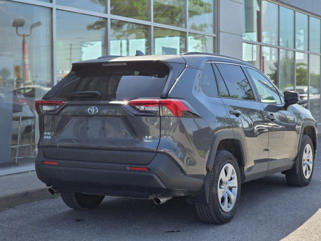 2020 Toyota RAV4 LE in Cars & Trucks in Ottawa - Image 3