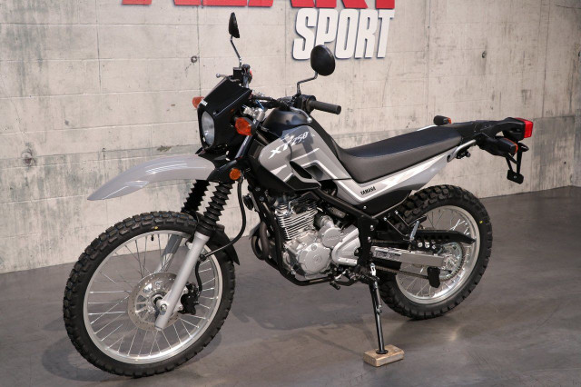 2024 Yamaha XT250 in Sport Bikes in Ottawa - Image 3