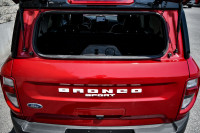 Leather Seats, Heated Seats, Heated Steering Wheel, Remote Start, Heated Seats! 6 LOCATIONS KINGSTON... (image 5)