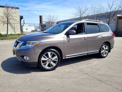 2013 Nissan Pathfinder Platinum, 4WD, 7 Pass, Warranty available