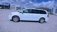 Front Wheel Drive. Leather Interior. Rear View Backup Camera. USB Input(s). Auxiliary Input. Steerin... (image 5)