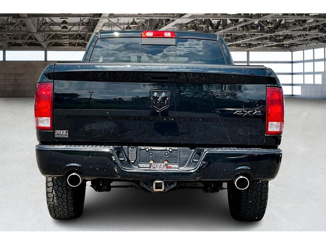 2019 Ram 1500 Classic SLT Black Appearance | Heated Bucket Seats in Cars & Trucks in Mississauga / Peel Region - Image 4