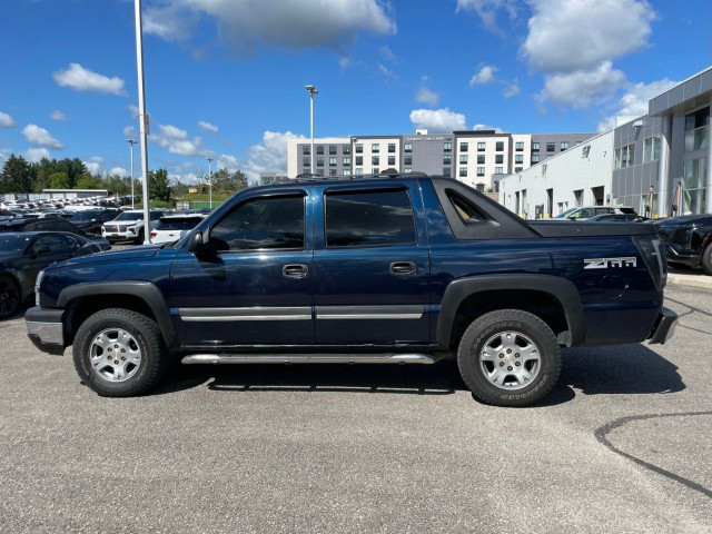 2004 Chevrolet Avalanche in Cars & Trucks in Oakville / Halton Region - Image 2