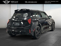 MINI Laval vous présente l'incroyable *MINI John Cooper Works 3 portes 2025*. L'expérience John Coop... (image 3)