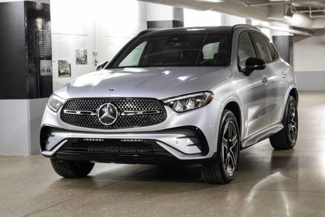 2025 Mercedes-Benz GLC GLC 300 4MATIC SUV in Cars & Trucks in Edmonton - Image 4