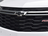 The 2022 Chevrolet Equinox AWD RS in stunning white is a perfect blend of performance and practicali... (image 9)