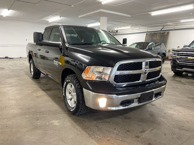 2019 Ram 1500 Classic SLT 4x4 6'4 Box TOUCHSCREEN BACK UP CAM in Cars & Trucks in Calgary - Image 3