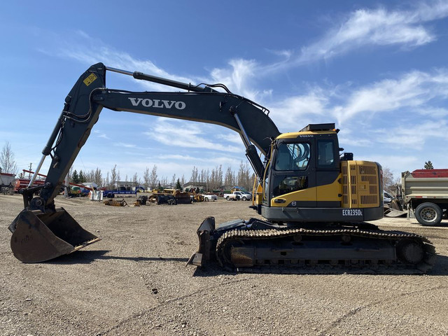 2014 Volvo ECR235DL Excavator N/A in Heavy Equipment in Regina - Image 4