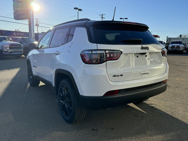 2024 Jeep Compass Altitiude 4x4 | Low KMs | Backup Camera | NAV in Cars & Trucks in Edmonton - Image 4