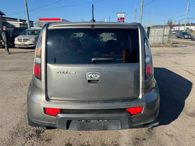 2010 Kia Soul AS IS, 4u, MANUAL, RUNS GOOD, WELL SERVICED in Cars & Trucks in London - Image 3
