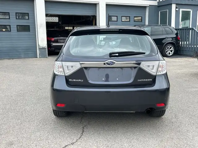 2009 Subaru Impreza 2.5i dans Autos et camions dans Calgary - Image 6