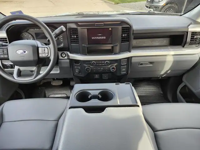 2025 Ford Super Duty F-350 SRW XL|OFF ROAD PKG|HD dans Autos et camions dans Calgary - Image 20