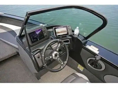2025 Lund Boat Co 1875 CROSSOVER XS Mercury 175xl Pro Xs 4 Stk in Powerboats & Motorboats in Lloydminster - Image 34