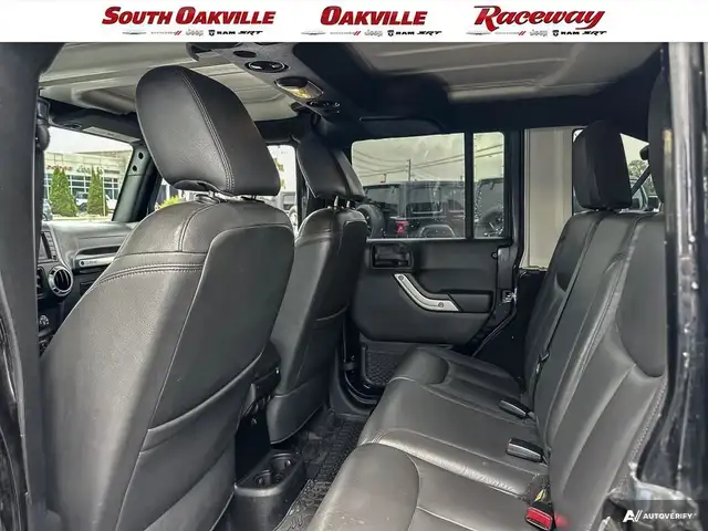 2017 Jeep Wrangler UNLIMITED SAHARA | HEATED SEATS | 1 OWNER | in Cars & Trucks in Oakville / Halton Region - Image 21