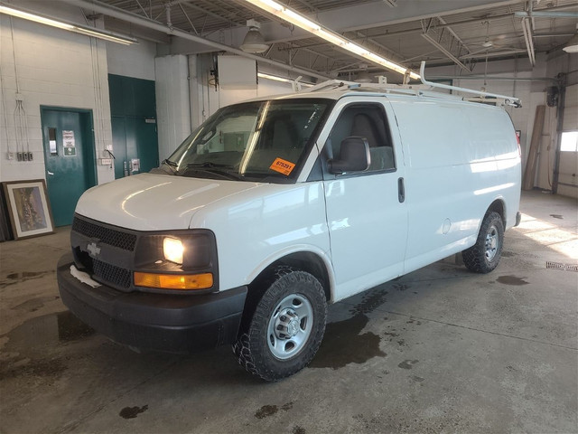 Chevrolet Express 3500 Cargo w/ Shelving in Cars & Trucks in Winnipeg