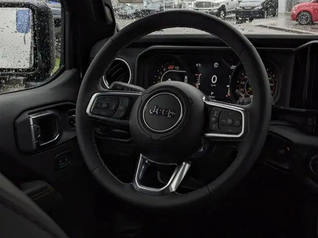 2025 Jeep Wrangler Sahara - McKinley Leather Seats - Technology in Cars & Trucks in Calgary - Image 15