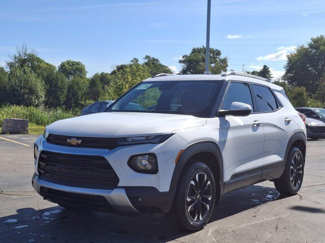 2023 Chevrolet Trailblazer LT AWD | Panoramic Sunroof in Cars & Trucks in Guelph